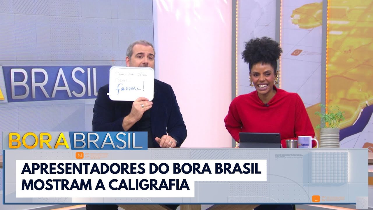 Apresentadores do Bora Brasil mostram a caligrafia