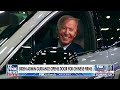 Thousands of car dealers push back on Biden’s expansive EV mandate: ‘Typical politics’  - 04:30 min - News - Video