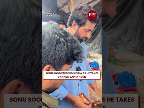 #sonusood  Performs Aarti &amp; Warmly Welcomes Ganpati Bappa Home!