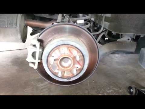 How to change brake pads on 2006 honda crv #5