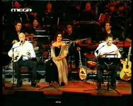 THANASIS KAKAVOGIANNIS - Ζούλα σε μια βάρκα μπήκα  (Zoula se mia varka mpika)