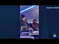 Video shows fistfight break out on Southwest flight to Hawaii  - 00:48 min - News - Video