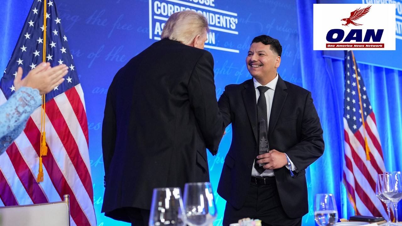 Trump Honors Secret Service Officer Victor Gonzalez at White House