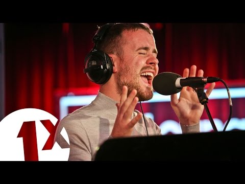 Maverick Sabre covers Freak Of The Week and Don't Let Go (Love)