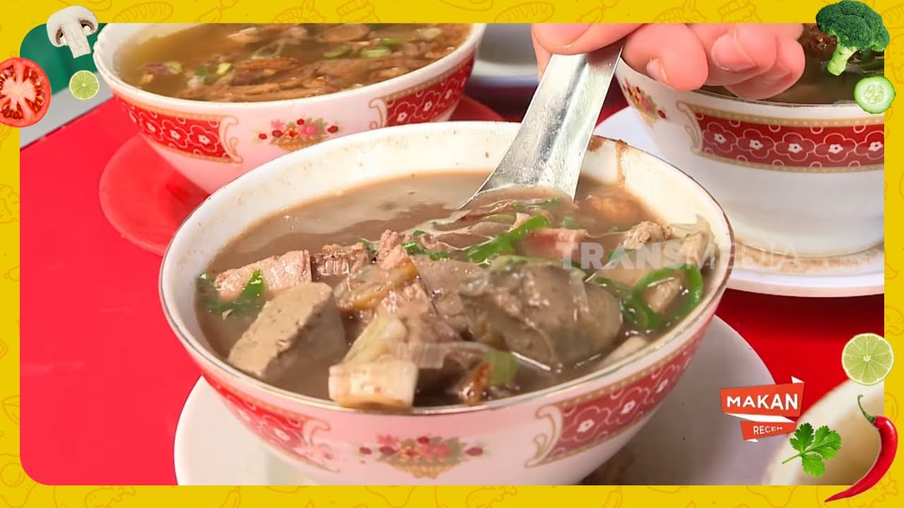 Dani Izone Nyicipin Segar Lezat Coto Makassar Syamsul Daeng Ngawing | MAKAN RECEH (24/10/25)
