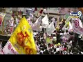 పవన్ కళ్యాణ్ కాన్వాయ్ పై దూకిన జనసైనికుడు | Pawan Kalyan Mass Entry | Prime9 News  - 05:50 min - News - Video