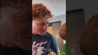 Jannik Sinner with a young fan in Cincinnati 🦊🇺🇸👊