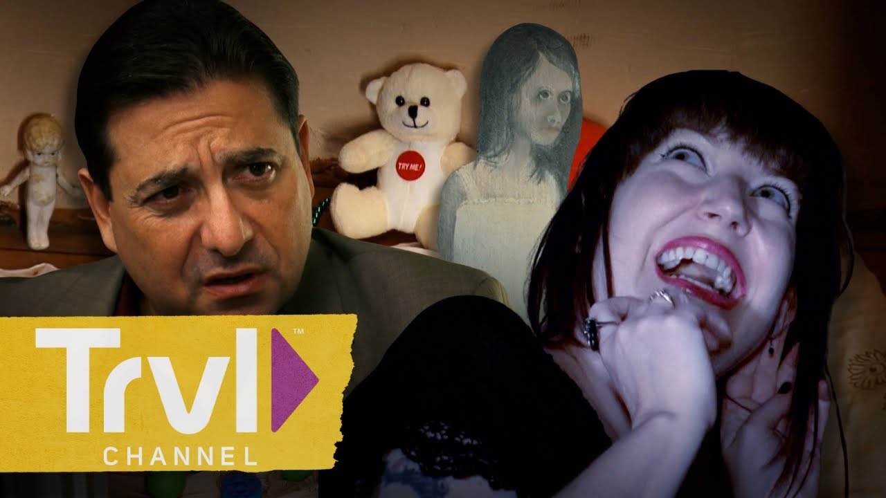 Violent Spirit Aggressively Pokes Amy! | The Dead Files | Travel Channel