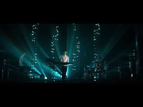 The Kite String Tangle - Selfish (Live)