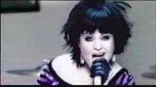 Kelly Osbourne - Come Dig Me Out thumbnail