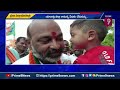 బండి సంజయ్ కి మహిళలు రాఖీలు కట్టి సంబరం చేసుకున్నారు | Bandi Sanjay | Prime9 News  - 01:22 min - News - Video