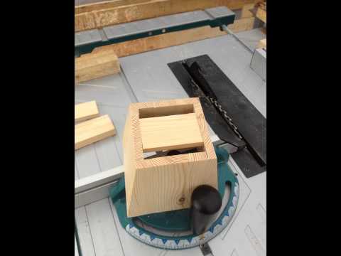 Jak zrobić lampę z drewna