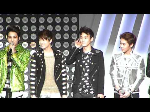 EXO intro - SMTOWN LA 2012 FANCAM