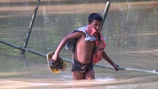 انحسار الفيضانات في بنغلادش بعد تسببها بمقتل  شخصاً