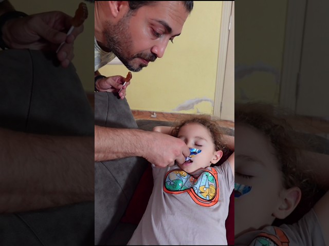 BABASI UYKUDA BU YAPILIR MI🥺🥺🫣#alinecati#shorts#keşfet#youtubeshorts#keşfetbeniöneçıkar#cute#funny