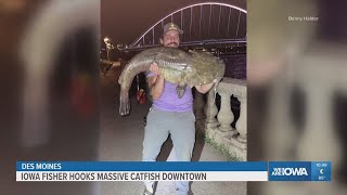 Iowa fisher hooks massive 50-pound catfish in downtown Des Moines