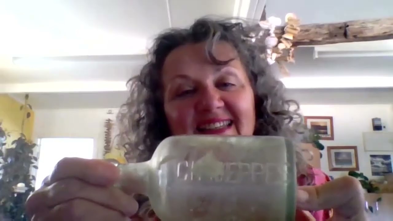 109-year-old letters in a bottle wash up on Australian beach | REUTERS