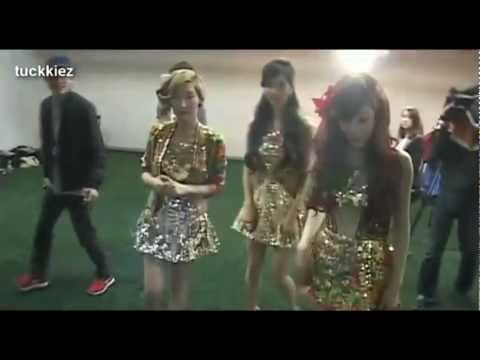 SNSD: The Funniest Girl Group Part 2