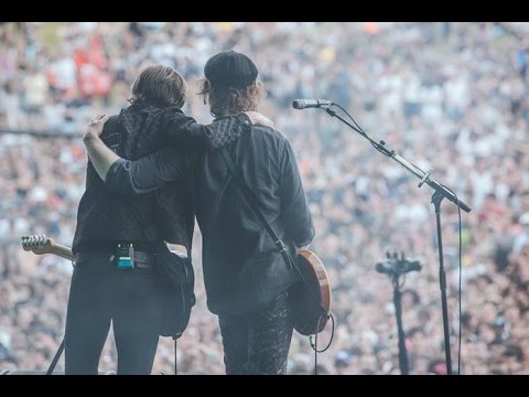 Catfish and the Bottlemen performing Soundcheck @ Lollapalooza Brasil 2017