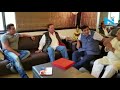 Nitin Gadkari meets Salman Khan and Salim Khan