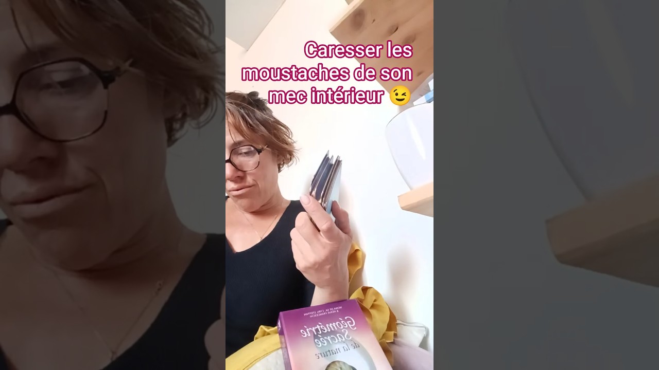 Tu vas pouvoir caresser les moustaches de ton mec intérieur temps forts du direct #guidance #shorts