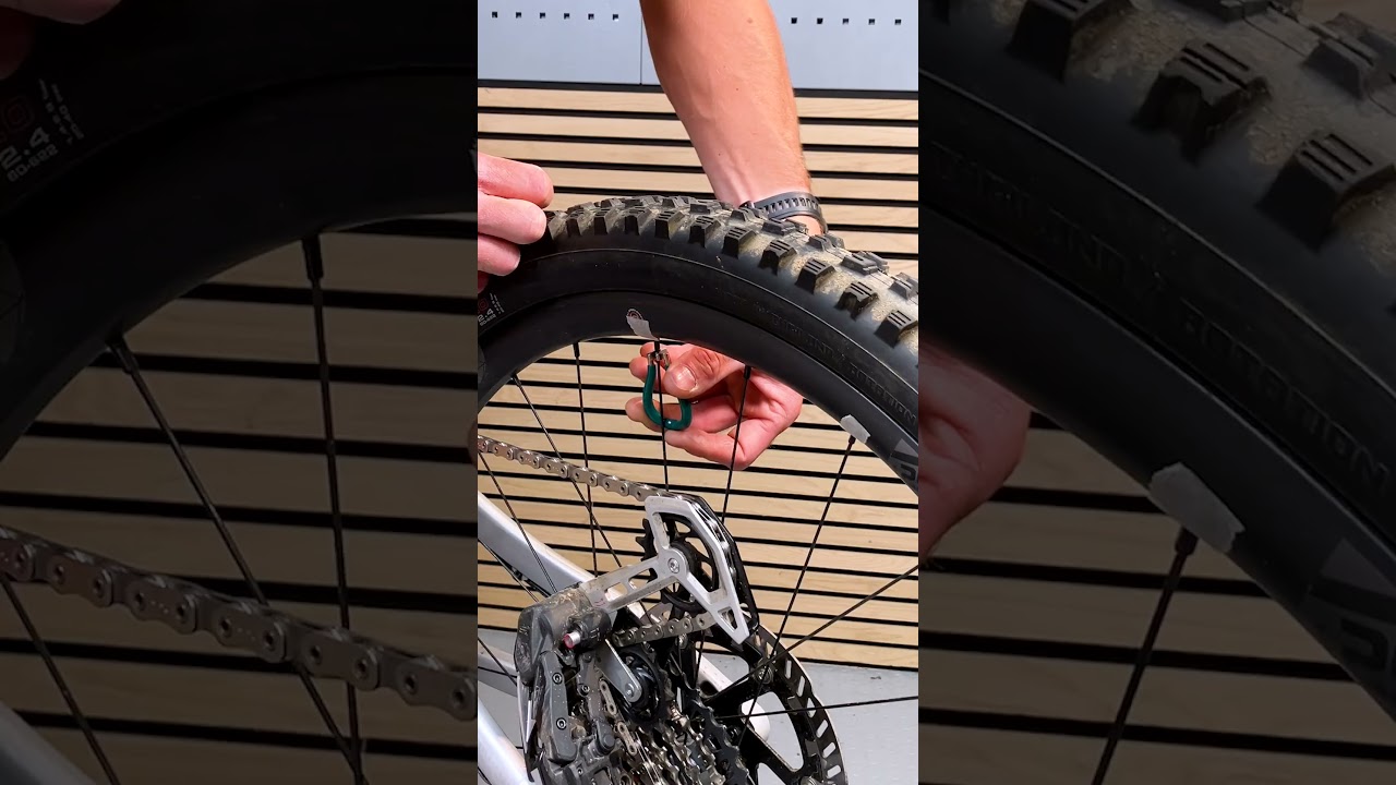 Buckled Wheel?! Try This Wheel Trueing Trick At Home 👌