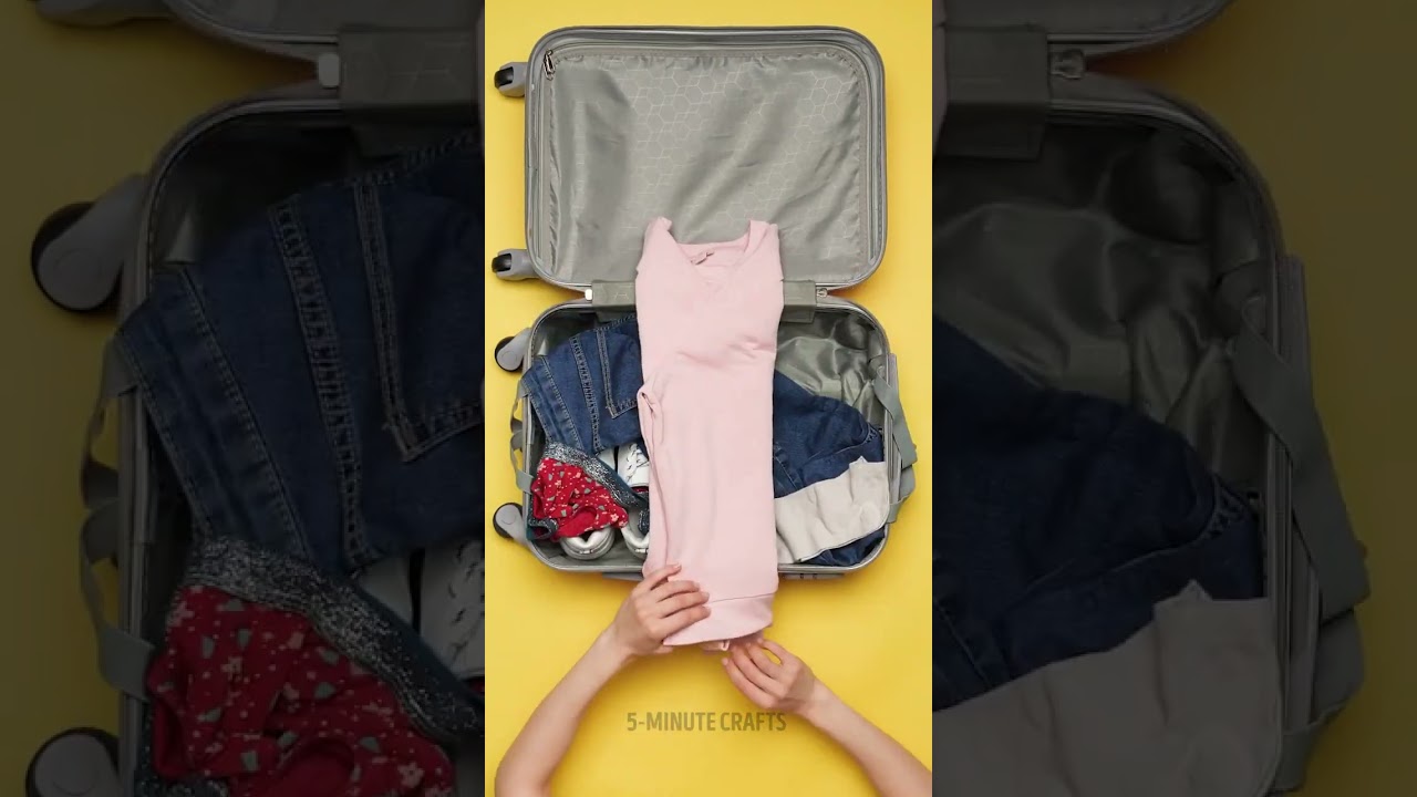How to Pack a Suitcase the Right Way (to maximize space)