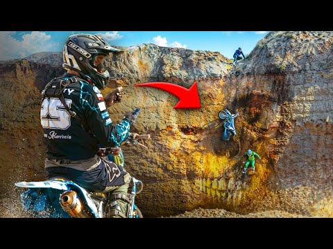 Enduro - Wall of Death HILL CLIMB