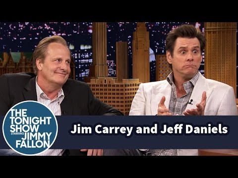 Jim Carrey and Jeff Daniels Talk Dumb and Dumber To - YouTube