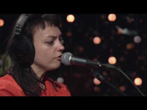 Angel Olsen - Intern (Live on KEXP)