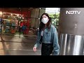 Singer Kanika Kapoor Arrives In Style At The Airport  - 01:07 min - News - Video
