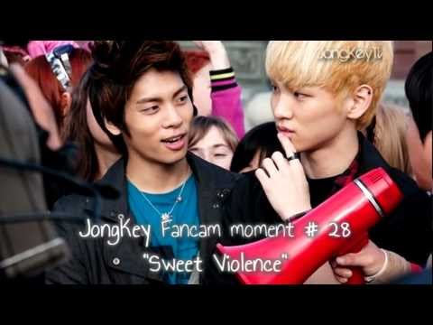 JongKey 종키 Fancam moment # 28 -