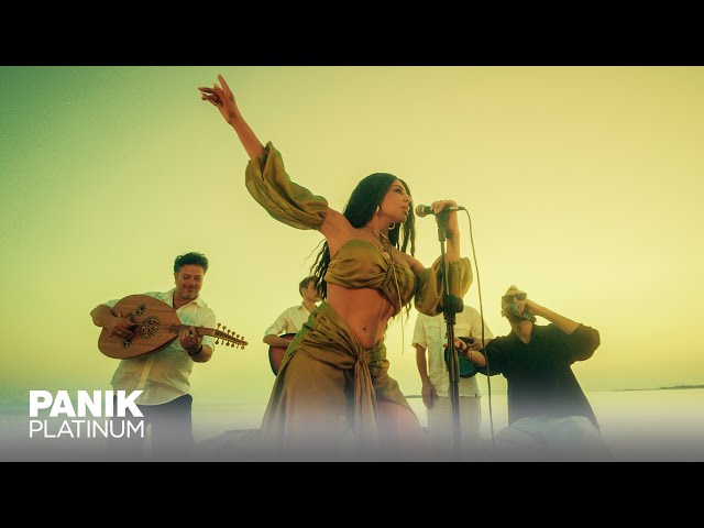 Kelly Kelekidou Feat. Ayman - SUMMER MEDLEY