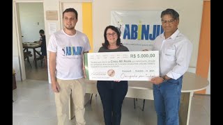 Abinjuv é a entidade ganhadora do cheque de R$ 5 mil da campanha de 70 anos da Funerária Camaquense