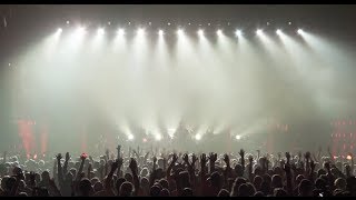 'In Your Eyes' taken from the Back To Front film - available as single disc DVD or Blu-ray, as well as Deluxe Edition in a choice of DVD or Blu-ray.

DVD: http://smarturl.it/PeterGabBck2FrontDVD
DVD: 