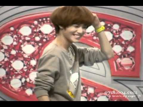 091102 Angel Taemin so so cute @Star King recording