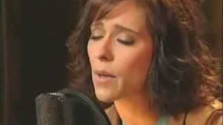 Repeat youtube video Jennifer Love Hewitt - Me and Bobby McGee [acoustic version].