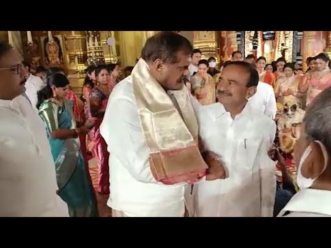 Etela Rajender attends Minister Botsa Satyanarayana's son marriage