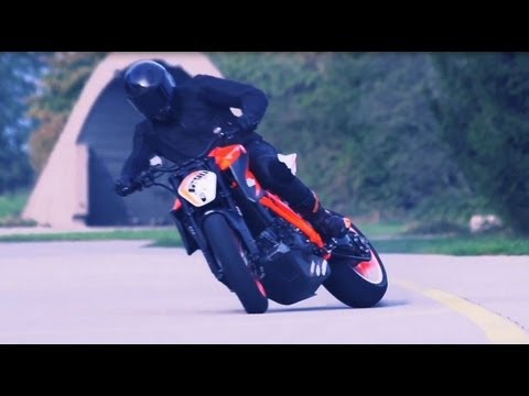 Amazing Sound KTM 1290 Super Duke R Prototype - Xem Video 