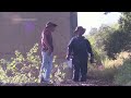 Investigators comb scene of deadly South Africa bus crash  - 00:38 min - News - Video