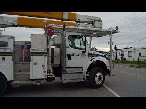 Fourteen Hydro Ottawa employees are now heading to North Carolina in anticipation of Hurricane Florence. Extensive power outages are expected when the storm reaches land later this week. Fourteen Hydro Ottawa employees are now heading to North Carolina in anticipation of Hurricane Florence. Extensive power outages are expected when the storm reaches land later this week.