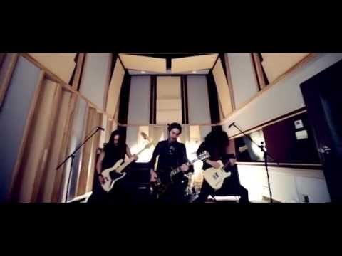 NOTHING TO DECLARE -