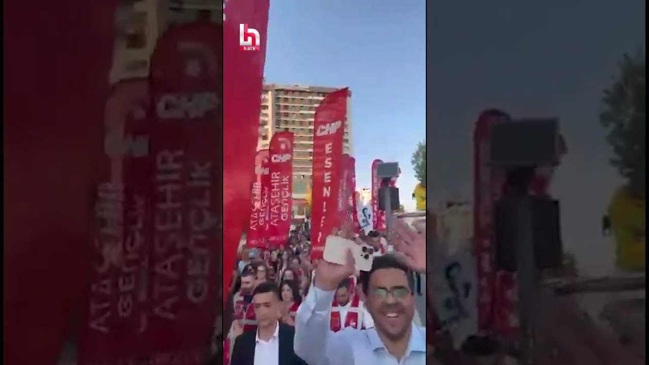 CHP Gençlik Kolları, kalabalık bir kortejle Kartal’da miting alanına sloganlar eşliğinde yürüyor.