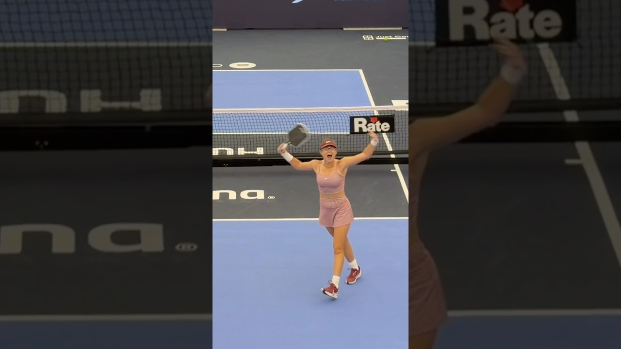 @Anna.Leigh.Waters caps off her FORTY FIFTH ๐ฑ triple crown with a Womenโs Singles title ๐