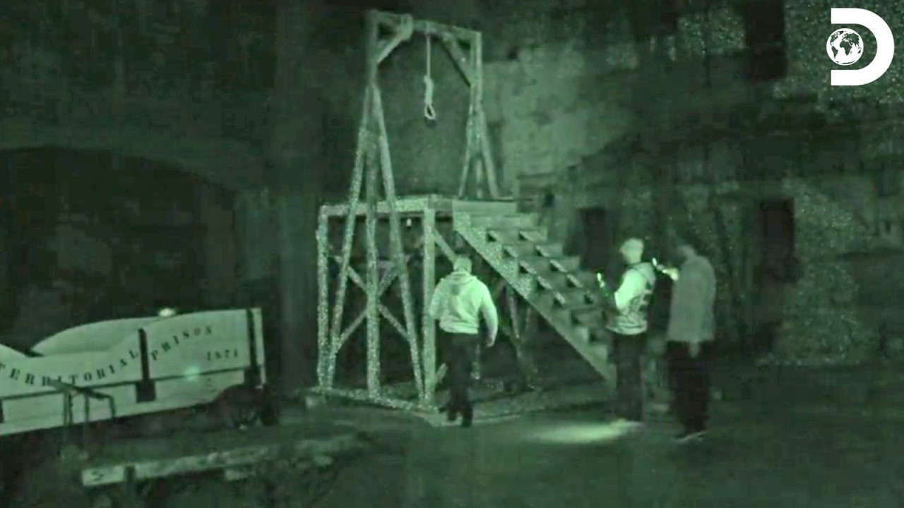 When Lockdown Turns Violent | Ghost Adventures S10 | Discovery Channel India