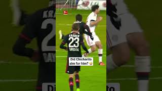 Thomas MÜLLER Falling into GOAL! 😳😅