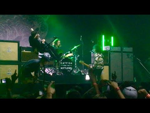 Catfish And The Bottlemen live in Anaheim House Of Blues 5.24.17 (Full Set) (HD)