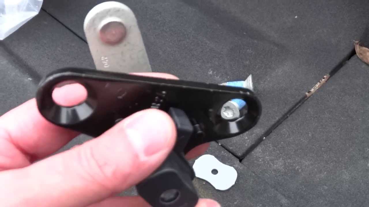 Nissan frontier tailgate hinge assembly #5