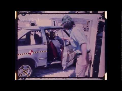 Видео краш-теста Ford Escort 3 двери 1980 - 1986