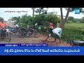 Srikakulam Dist Farmers Problems For Urea | Urea Shortage In AP | Chandrababu Govt Fails | SakshiTV  - 01:09 min - News - Video